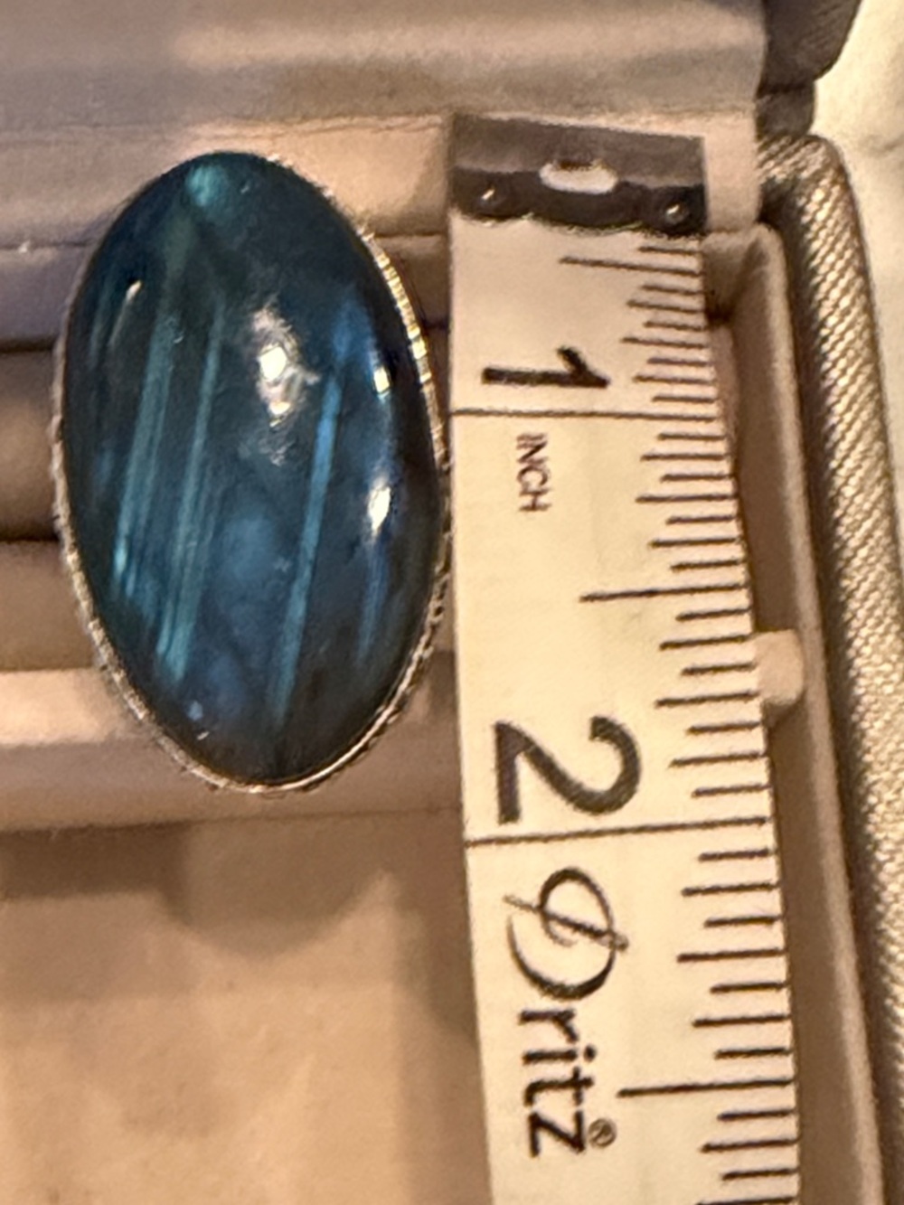 Large Labradorite Oval Statement Ring - Women Jewelry - Picture 5 of 7